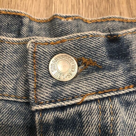 LEVI’S Upcycled Cutoff Jean Shorts Size S - Picture 3 of 5